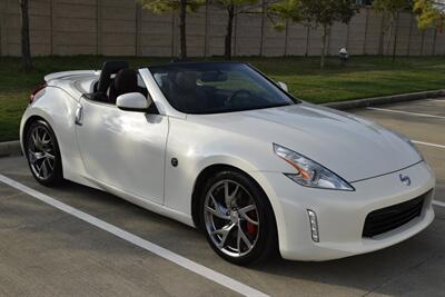 2014 Nissan 370Z ROADSTER AUTOMATIC WHITE/CHERRY INT SPTS WHLS NICE   - Photo 4 - Stafford, TX 77477