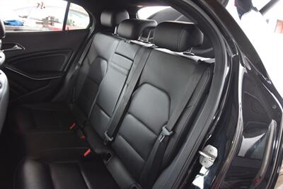 2016 Mercedes-Benz GLA 250 4MATIC LOADED HWY MILES NEW TRADE IN CLEAN   - Photo 38 - Stafford, TX 77477