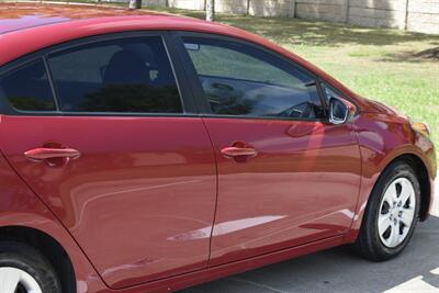 2016 Kia Forte LX EDITION 91K LOW MILES FRESH TRADE IN CLEAN   - Photo 18 - Stafford, TX 77477