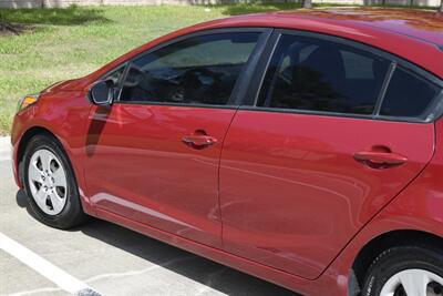 2016 Kia Forte LX EDITION 91K LOW MILES FRESH TRADE IN CLEAN   - Photo 17 - Stafford, TX 77477