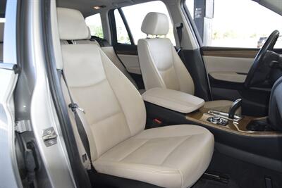 2013 BMW X3 xDrive28i PANO ROOF HTD SEATS PREM PKG 41K MILES   - Photo 35 - Stafford, TX 77477