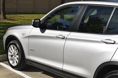2013 BMW X3 xDrive28i PANO ROOF HTD SEATS PREM PKG 41K MILES   - Photo 18 - Stafford, TX 77477