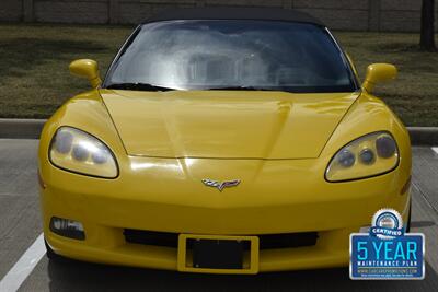 2008 Chevrolet Corvette CONVERTIBLE 6SPD MANUAL 35K ORIG MILES IMMACULATE   - Photo 2 - Stafford, TX 77477