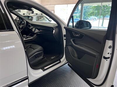 2020 Audi Q7 quattro Premium Plus 55 T   - Photo 36 - Grand Rapids, MI 49548