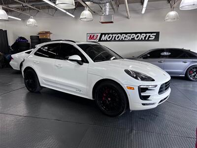 2017 Porsche Macan GTS   - Photo 14 - Grand Rapids, MI 49548