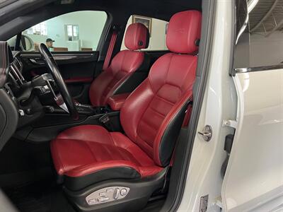 2017 Porsche Macan GTS   - Photo 20 - Grand Rapids, MI 49548