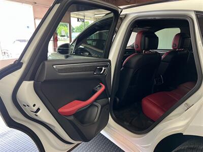 2017 Porsche Macan GTS   - Photo 46 - Grand Rapids, MI 49548
