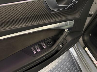 2021 Audi RS 6 Avant 4.0T quattro Avant   - Photo 29 - Grand Rapids, MI 49548