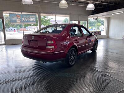 2005 Volkswagen Jetta GLS TDI   - Photo 10 - Grand Rapids, MI 49548