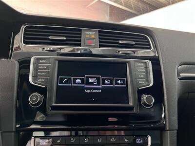 2016 Volkswagen Golf R 4Motion   - Photo 20 - Grand Rapids, MI 49548