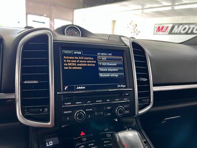 2016 Porsche Cayenne   - Photo 27 - Grand Rapids, MI 49548