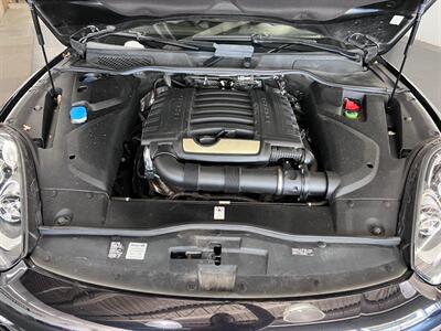 2016 Porsche Cayenne   - Photo 15 - Grand Rapids, MI 49548