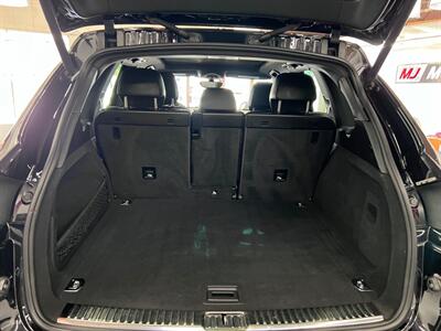 2016 Porsche Cayenne   - Photo 51 - Grand Rapids, MI 49548