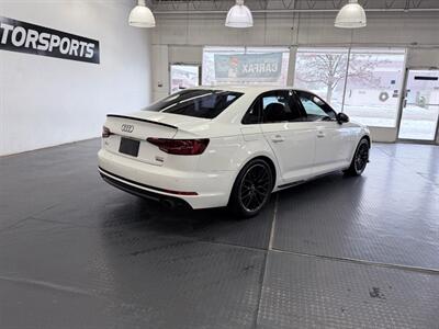2018 Audi A4 2.0T quattro Premium Plus - Photo 8 - Grand Rapids, MI 49548