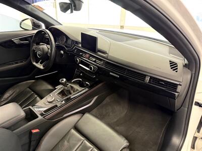2018 Audi A4 2.0T quattro Premium Plus - Photo 31 - Grand Rapids, MI 49548