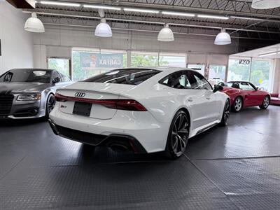 2021 Audi RS 7 4.0T quattro   - Photo 9 - Grand Rapids, MI 49548
