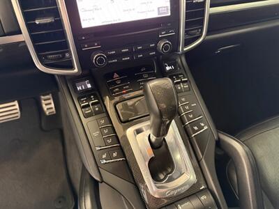 2018 Porsche Cayenne Turbo   - Photo 29 - Grand Rapids, MI 49548