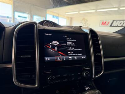 2018 Porsche Cayenne Turbo   - Photo 21 - Grand Rapids, MI 49548