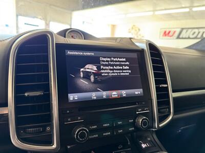 2018 Porsche Cayenne Turbo   - Photo 22 - Grand Rapids, MI 49548