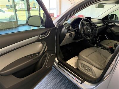 2016 Audi Q3 2.0T quattro Prestige   - Photo 19 - Grand Rapids, MI 49548