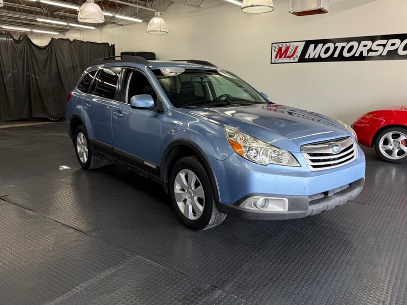 2012 Subaru Outback 2.5i Premium   - Photo 1 - Grand Rapids, MI 49548