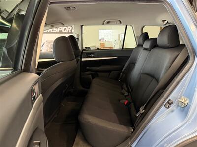 2012 Subaru Outback 2.5i Premium - Photo 36 - Grand Rapids, MI 49548