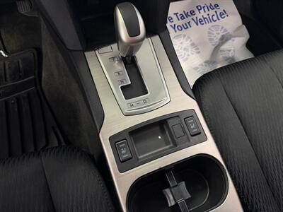 2012 Subaru Outback 2.5i Premium - Photo 26 - Grand Rapids, MI 49548