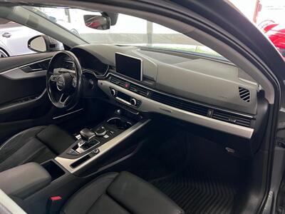 2017 Audi A4 2.0T quattro Prestige   - Photo 41 - Grand Rapids, MI 49548