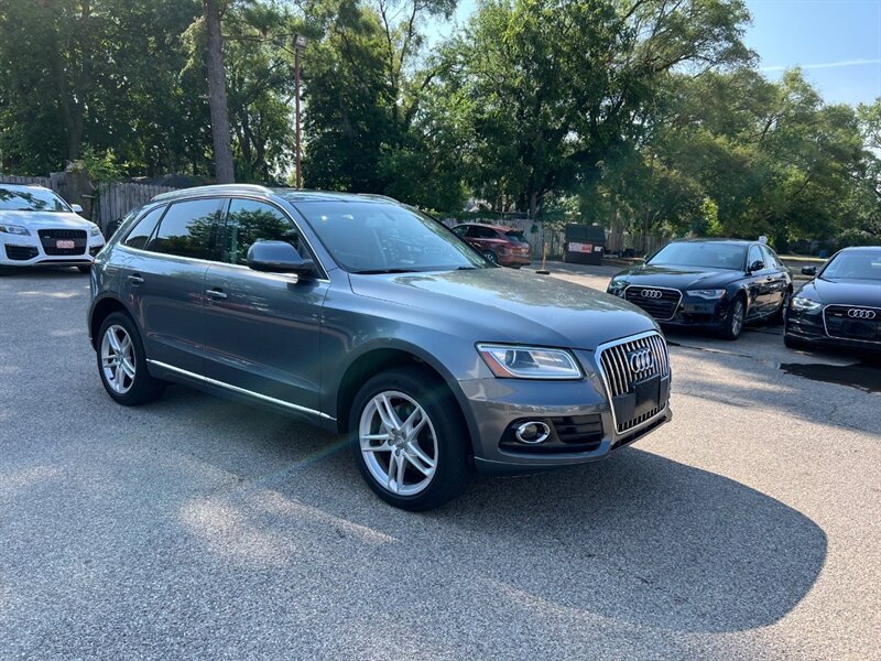 2013 Audi Q5 2.0T quattro Premium Plus - Photo 1 - Grand Rapids, MI 49548