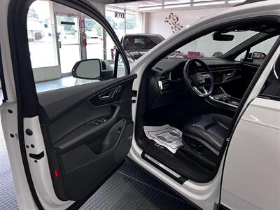 2020 Audi Q7 quattro Premium Plus 55 T   - Photo 14 - Grand Rapids, MI 49548