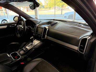 2013 Porsche Cayenne GTS   - Photo 44 - Grand Rapids, MI 49548