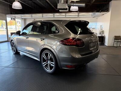 2013 Porsche Cayenne GTS   - Photo 12 - Grand Rapids, MI 49548