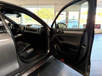2013 Porsche Cayenne GTS   - Photo 42 - Grand Rapids, MI 49548