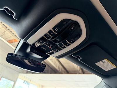 2020 Porsche Macan   - Photo 22 - Grand Rapids, MI 49548