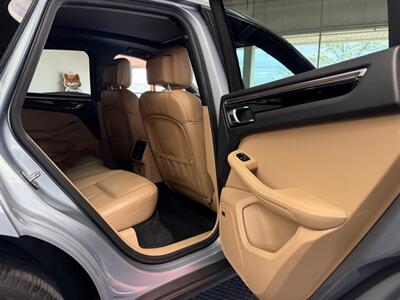 2020 Porsche Macan   - Photo 38 - Grand Rapids, MI 49548