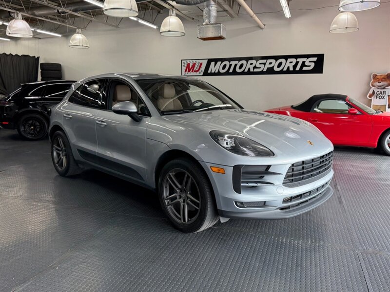 2020 Porsche Macan   - Photo 1 - Grand Rapids, MI 49548