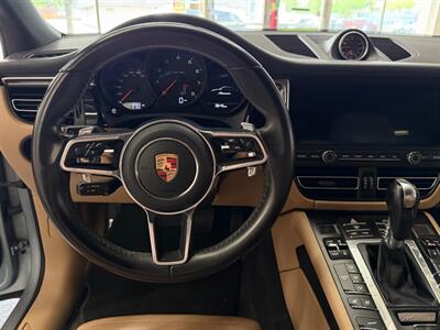 2020 Porsche Macan   - Photo 21 - Grand Rapids, MI 49548