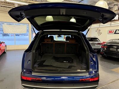 2020 Audi Q7 quattro Prestige 55 TFSI   - Photo 53 - Grand Rapids, MI 49548