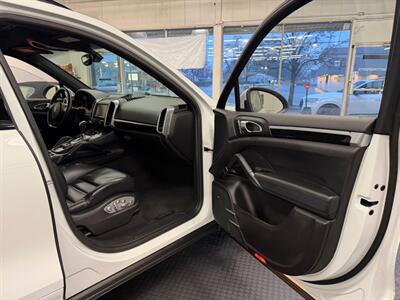 2014 Porsche Cayenne Diesel   - Photo 29 - Grand Rapids, MI 49548