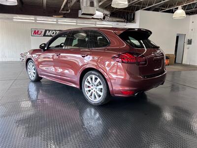 2013 Porsche Cayenne GTS   - Photo 9 - Grand Rapids, MI 49548