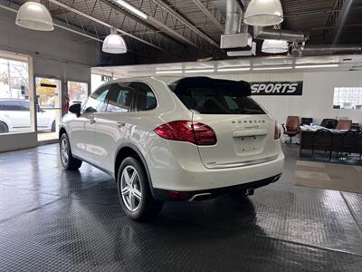 2013 Porsche Cayenne S   - Photo 10 - Grand Rapids, MI 49548