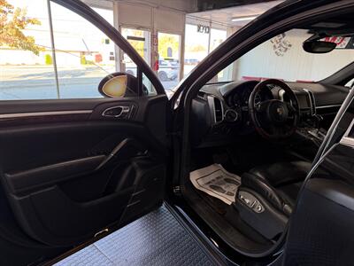 2013 Porsche Cayenne Diesel   - Photo 9 - Grand Rapids, MI 49548