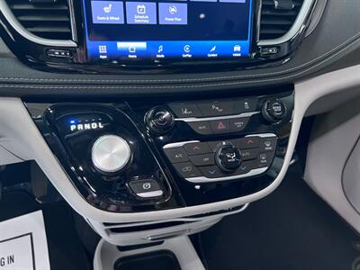 2022 Chrysler Pacifica Hybrid Touring L   - Photo 51 - Grand Rapids, MI 49548