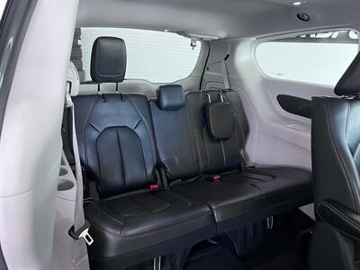 2022 Chrysler Pacifica Hybrid Touring L   - Photo 59 - Grand Rapids, MI 49548