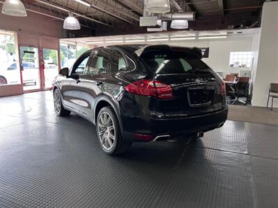 2014 Porsche Cayenne Platinum Diesel   - Photo 11 - Grand Rapids, MI 49548