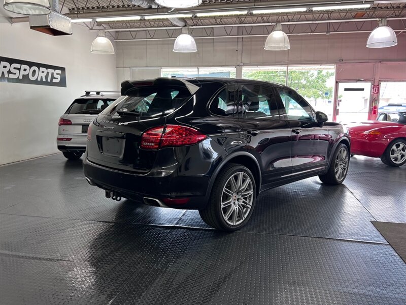2014 Porsche Cayenne Platinum Edition Diesel photo 13