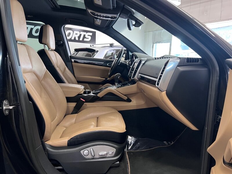 2014 Porsche Cayenne Platinum Edition Diesel photo 40