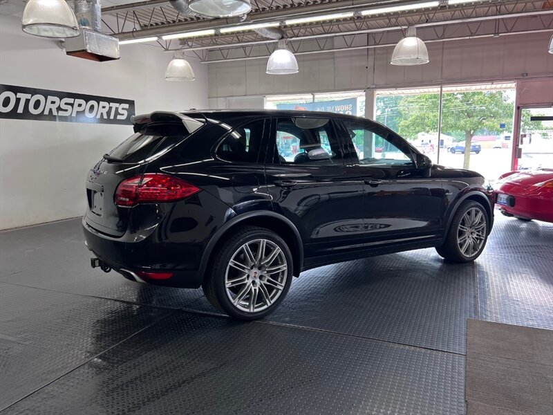 2014 Porsche Cayenne Platinum Edition Diesel photo 14