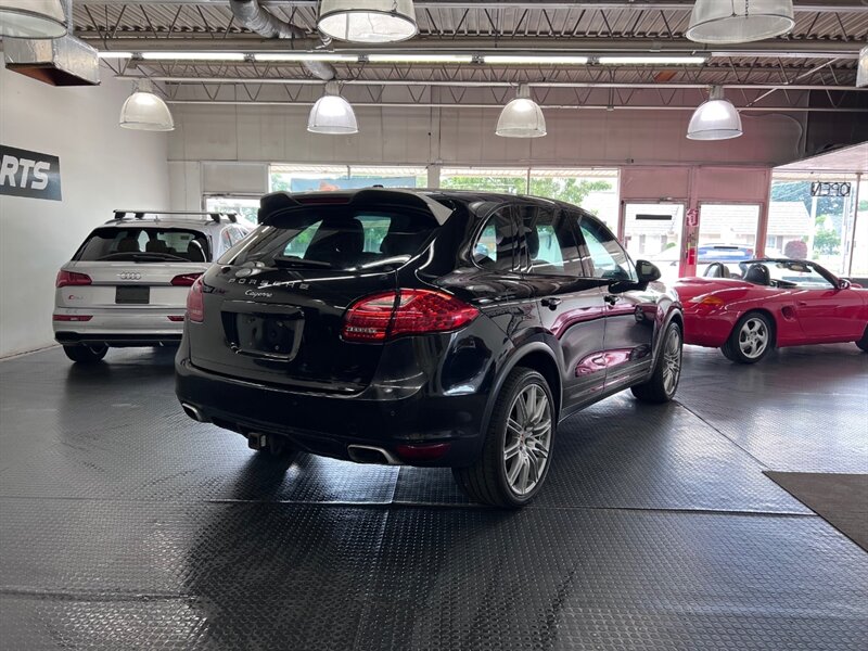 2014 Porsche Cayenne Platinum Edition Diesel photo 12