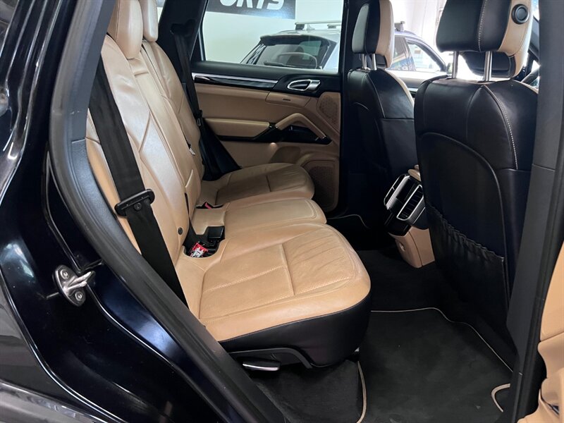 2014 Porsche Cayenne Platinum Edition Diesel photo 44